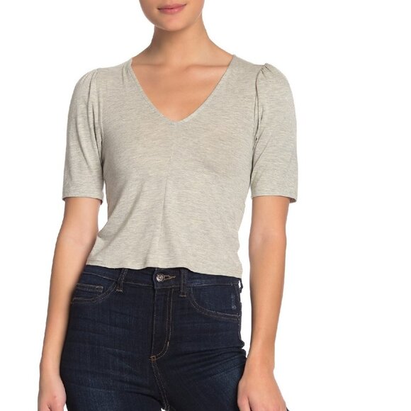 HIATUS Tops - HIATUS V-Neck Puff Sleeve Top